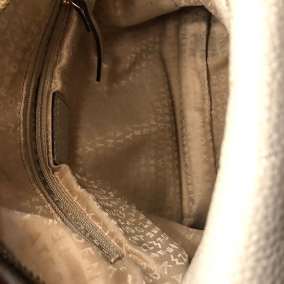 Authentic Kate spade purse - Picture 3 of 7